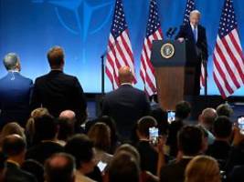 versprecher bestärkt zweifler: biden ist fest entschlossen, zu kandidieren