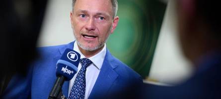 mehr geld für familien: kindergeld-erhöhung für 2025 geplant