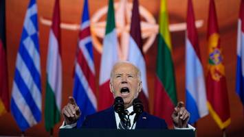 pressekonferenz - nächster biden-versprecher: vizepräsident trump statt harris