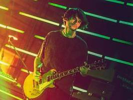europatour abgebrochen: radiohead-gitarrist jonny greenwood ist schwer erkrankt