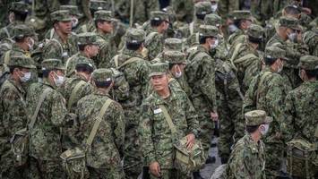Japan stemmt sich gegen gefährlichen Wehrdienst-Trend