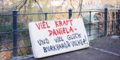 veranstaltung zur raf in kreuzberg: daniela klette grüßt den untergrund