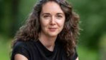 literaturpreis: uwe-johnson-preis an iris wolff