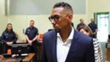 münchen: gericht verwarnt boateng wegen vorsätzlicher körperverletzung