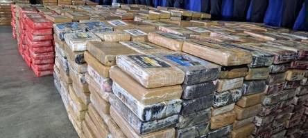 weltweit wohl größte bande mit kokain-jachten hochgenommen