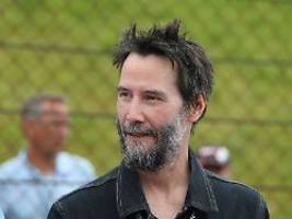erster roman veröffentlicht: keanu reeves sinniert über den tod