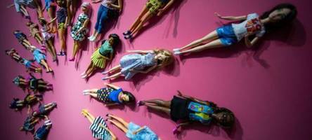 mattel führt neue barbie mit sehbehinderung ein: ein schritt zu mehr inklusion