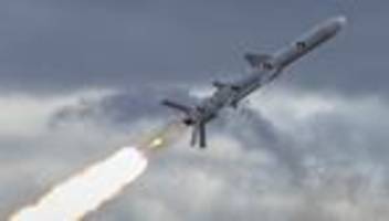 Ukraine-Krieg: Wolodymyr Selenskyj kündigt Bau weitreichender Raketena n