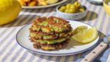 Zucchinipuffer: Griechisch für Anfänger