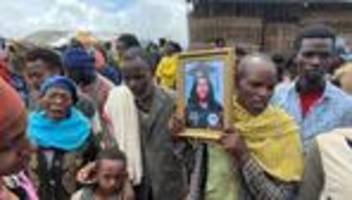 Katastrophe nach Unwetter: Massen-Beerdigungen nach Erdrutschen in Äthiopien