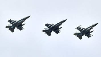 us-jets fangen erstmals bomber aus russland und china ab