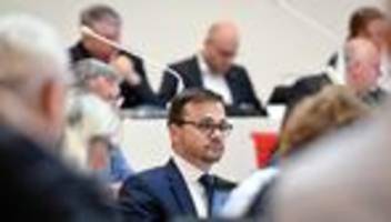 CDU-Spitzenkandidat: Alkoholfahrt: Staatsanwaltschaft ermittelt gegen Redmann