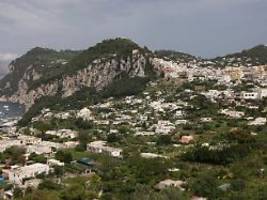 Stärke vier gemessen: Erdbeben erschüttert Neapel - Bewohner flüchten auf Straßen