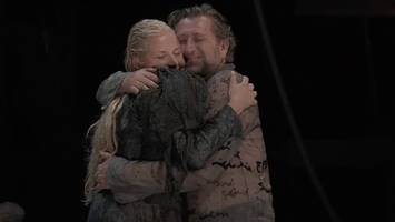 jubel und buhs für „tristan und isolde“ – das drama im video