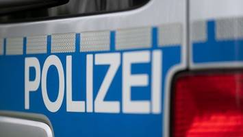 Unfallverursacherin ruft Polizei an – will aber nichts sagen