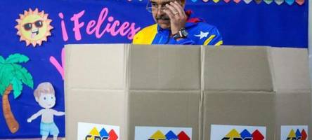 Präsidentenwahl im Krisenstaat Venezuela beginnt