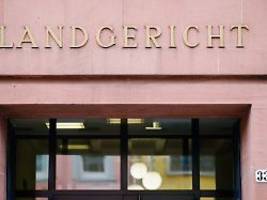 mann enthauptete opfer fast: 57-jähriger wegen totschlags an vater verurteilt