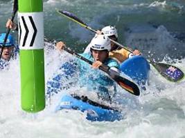 spektakuläres kajak-cross: hegge fischt bei olympia-debüt bronze aus dem wildwasser