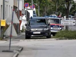 zwei festnahmen: is-anhänger plante anschläge auf taylor-swift-konzerte in wien
