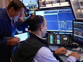Erleichterung an der Wall Street: Überraschende Arbeitslosendaten stützen US-Indizes