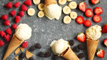 für die ganze familie - dieses eis aus nur einer zutat ist perfekt für den sommer
