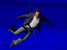 Olympia-Abschlussfeier: Tom Cruise kommt vom Dach