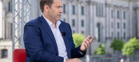 SPD-Chef fordert Tempo beim Haushalt - «Aufführung» unnötig