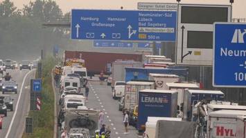 A7 auf Höhe Neumünster nach Lastwagen-Unfall voll gesperrt