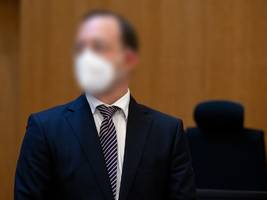 wirecard: chefbuchhalter redet eigene rolle klein