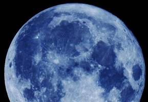 „blauer supermond“ über berlin – himmelsspektakel begeistert