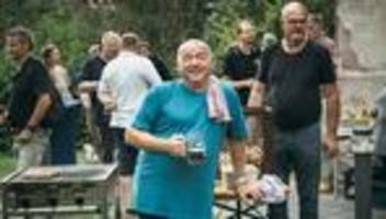 aktivisten gegen rechts in ostdeutschland: es ist unsere pflicht, nicht ängstlich zu sein