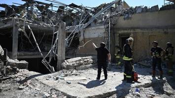 ukraine-krieg - russischer raketenangriff tötet reuters-mitarbeiter - zwei journalisten verletzt