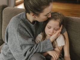 psychologie: was kindern kranker eltern hilft