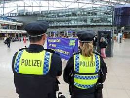 polizei findet personen nicht: warum so viele abschiebungen scheitern