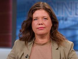julia friedrichs: „mehr geld mehrt eben das glück nicht“