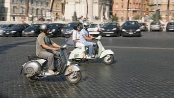 Wie Italien trickst, um die Vespa vorm Ende zu bewahren