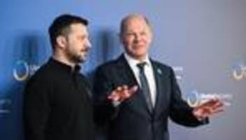 Ukraine: Olaf Scholz trifft Wolodymyr Selenskyj in Frankfurt