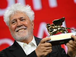 Filmfestspiele Venedig: Pedro Almodóvar gewinnt Goldenen Löwen