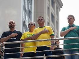 Bolsonaro greift Richter an: Großdemo nach Sperrung von X in Brasilien