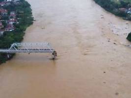 Viele Vermisste durch Yagi: Super-Taifun in Vietnam bringt Brücke zum Einsturz