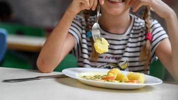 Chaos beim Schulessen sprengt den regulären Unterricht