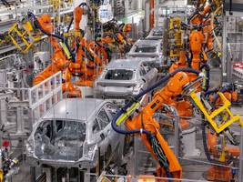 Autoindustrie: Gewinnwarnung bei BMW