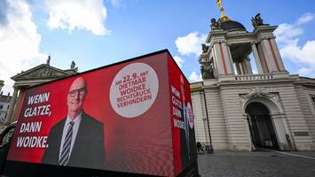 Landtagswahl Brandenburg im Ticker  - Woidkes Glatze gegen rechts - SPD wirbt mit Animation