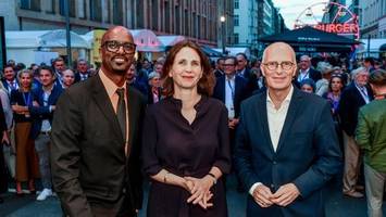 trotz reisechaos: hamburg feiert in berlin „höhepunkt des jahres“