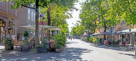 Schläger greift in der Bahnhofstraße Polizei an