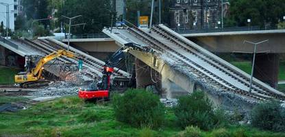 Dresden: Reste von Brückenzug C werden gesprengt