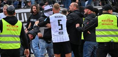 Zweite Bundesliga: Dramatische Schlussphase in Ulm - Nürnberg gewinnt in der neunten Minute der Nachspielzeit