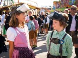 Virtuelle Wiesn für alle: Mit VR-Brille über das Oktoberfest schlendern