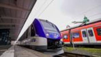 bahnverkehr: einschränkungen im tausnusnetz wegen fehlender alstom-züge