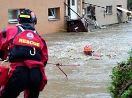 Ruft Polen Katastrophenfall aus?: Auch Tschechien meldet den ersten Hochwassertoten